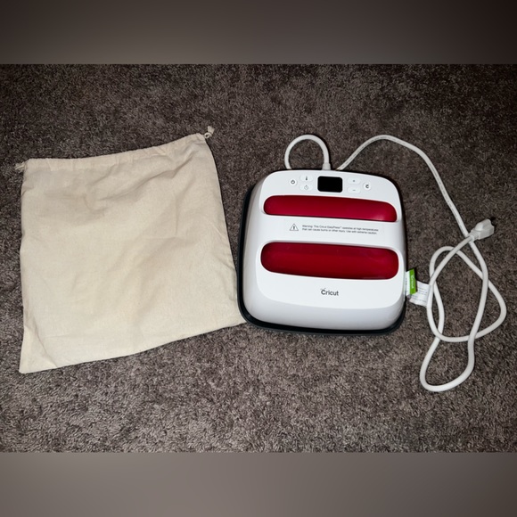 Cricut Other Cricut Easypress 2 Heat Press Machine 9x9 Poshmark